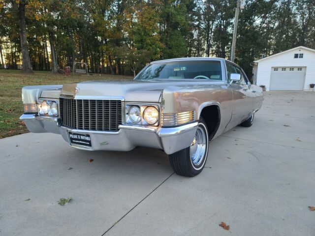 Cadillac DeVille 1970 image number 14