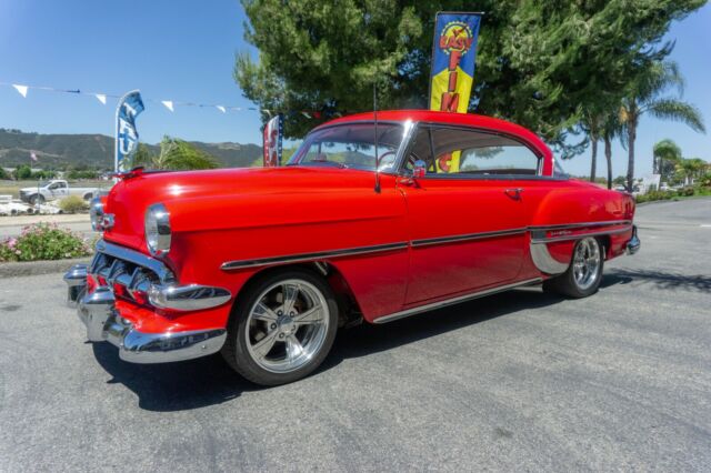 Chevrolet Bel Air/150/210 1954 image number 0