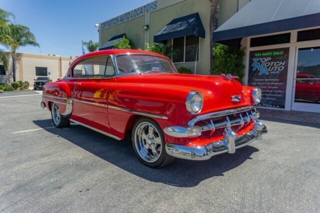 Chevrolet Bel Air/150/210 1954 image number 2