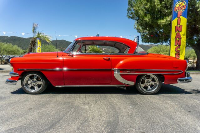 Chevrolet Bel Air/150/210 1954 image number 31