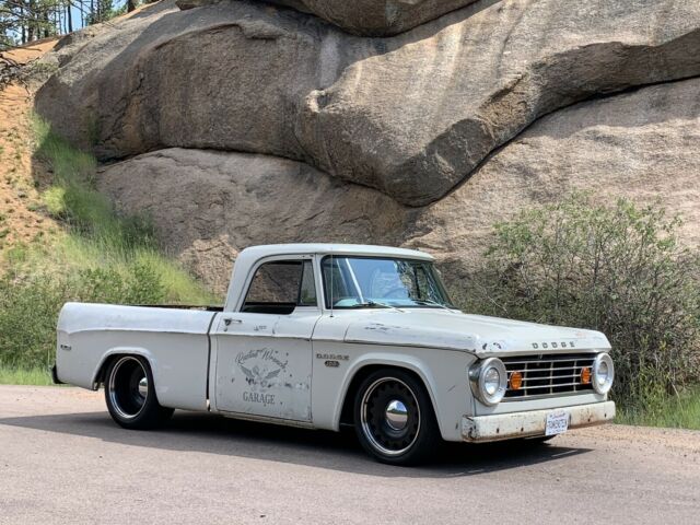 Dodge D100 1970 image number 0