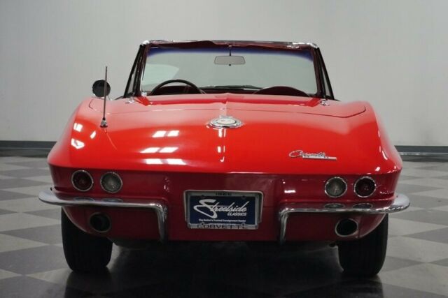 Chevrolet Corvette 1965 image number 11