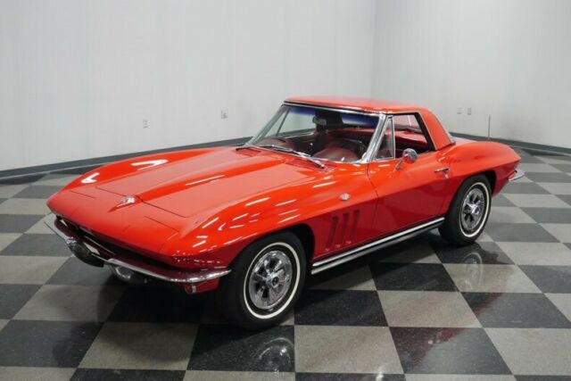 Chevrolet Corvette 1965 image number 21