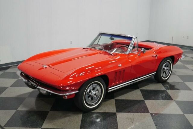 Chevrolet Corvette 1965 image number 22