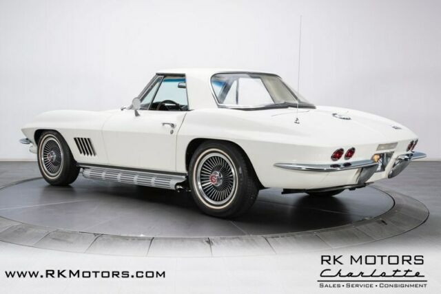 Chevrolet Corvette 1967 image number 15