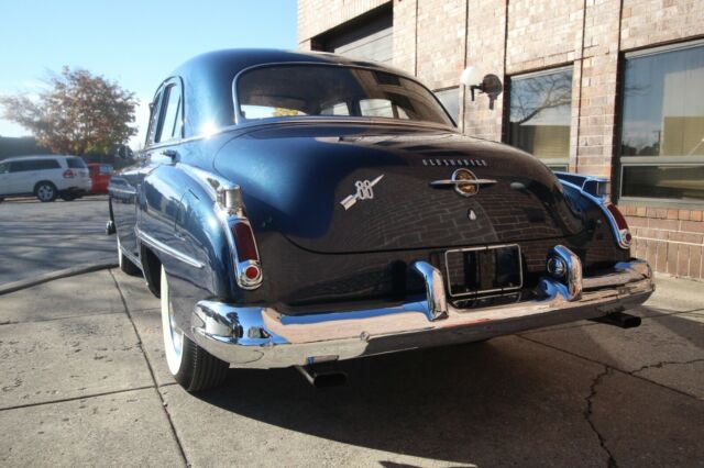 Oldsmobile Eighty-Eight 1950 image number 27