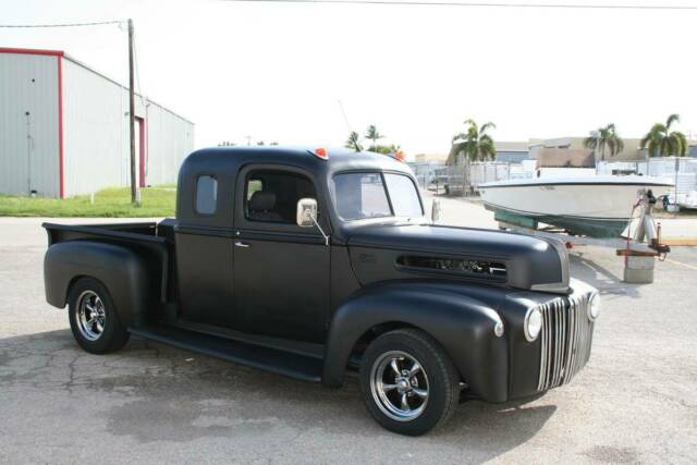 Ford F-100 1947 image number 26