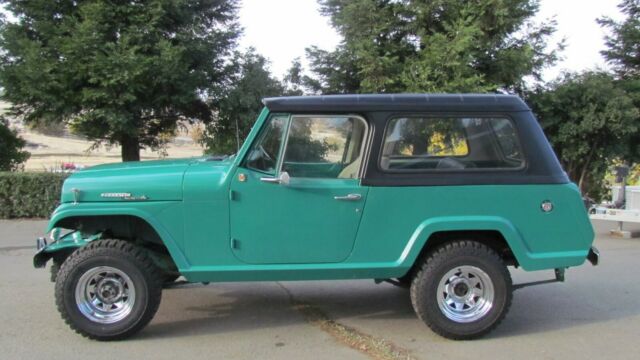 Jeep Jeepster 1969 image number 0