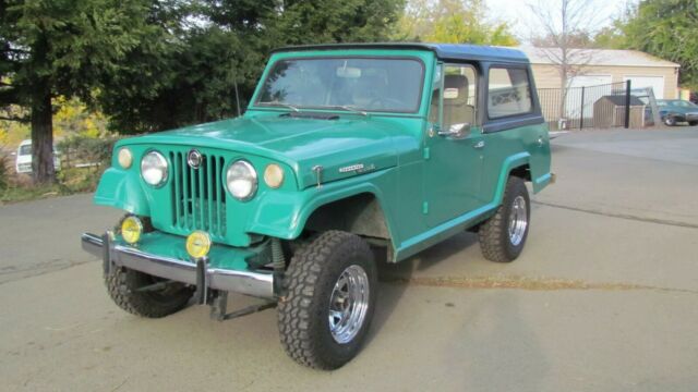 Jeep Jeepster 1969 image number 1