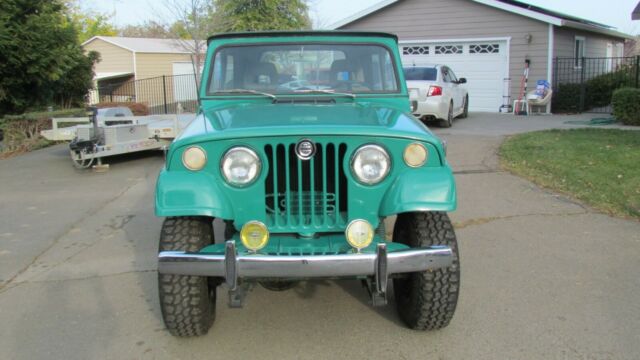 Jeep Jeepster 1969 image number 2