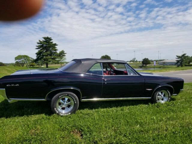 Pontiac GTO 1966 image number 17