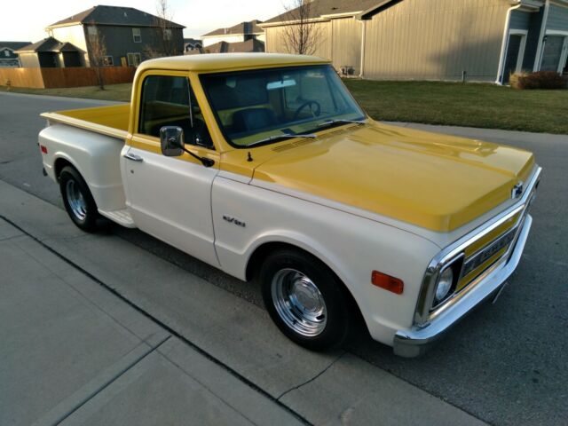 Chevrolet C-10 1970 image number 2