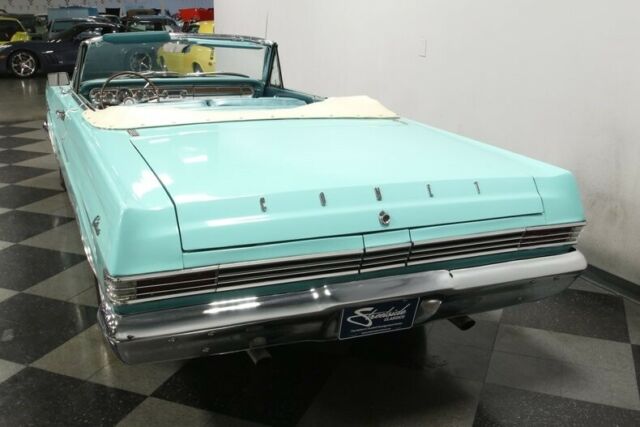 Mercury Comet 1965 image number 10