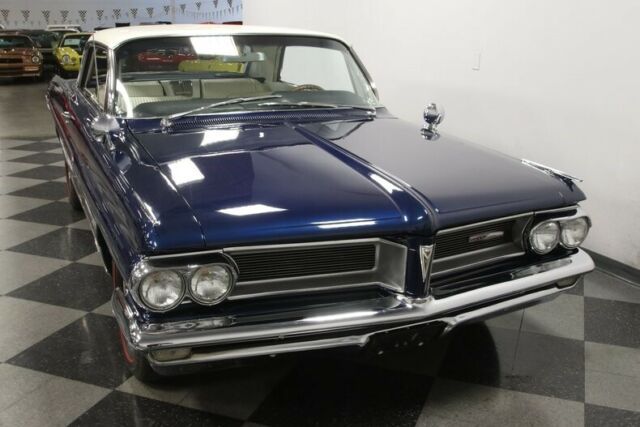 Pontiac Grand Prix 1962 image number 18