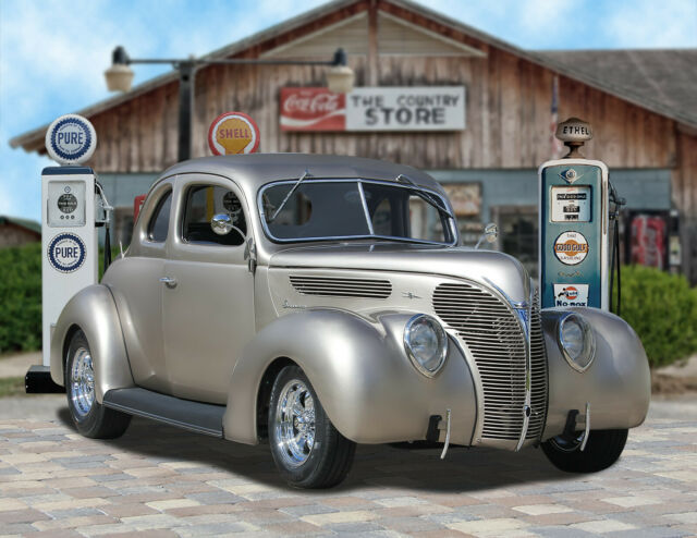 Ford Deluxe 1938 image number 2