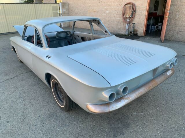 Chevrolet Corvair 1963 image number 12