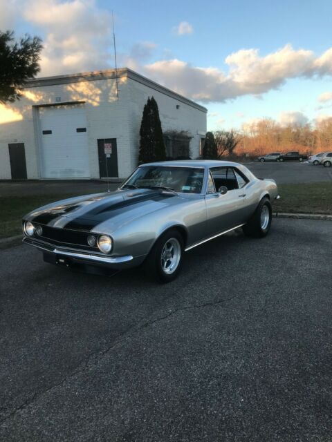 Chevrolet Camaro 1967 image number 0