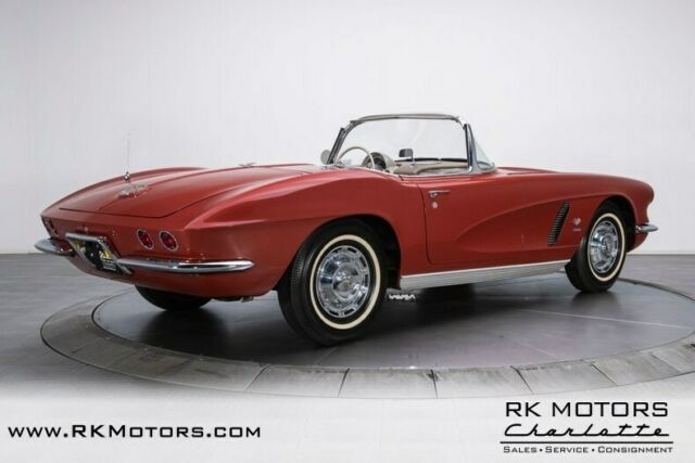 Chevrolet Corvette 1962 image number 1