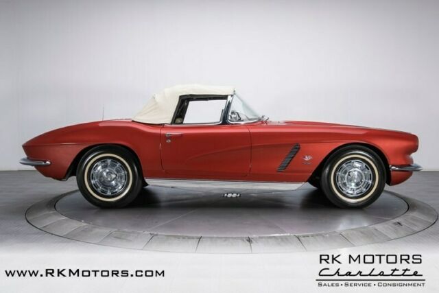 Chevrolet Corvette 1962 image number 41