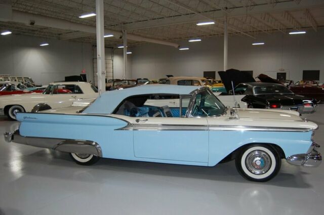 Ford Fairlane 500 Galaxie Sunliner 1959 image number 35