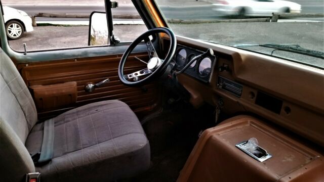 Chevrolet G10 1973 image number 27