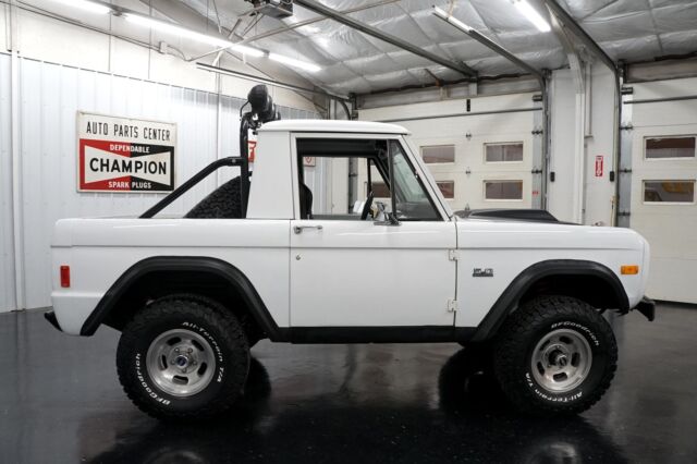 Ford Bronco 1977 image number 18