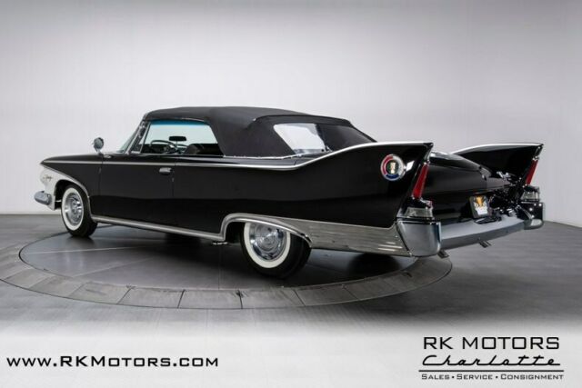 Plymouth Fury 1960 image number 11