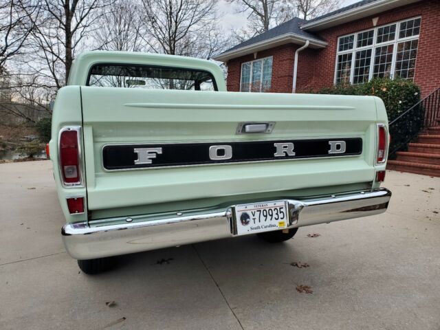 Ford F100 1971 image number 2