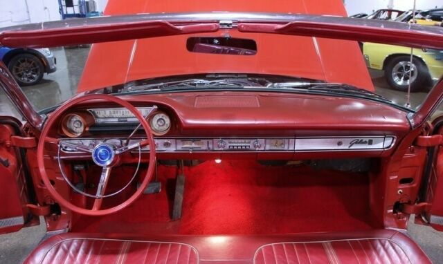 Ford Galaxie 1964 image number 10