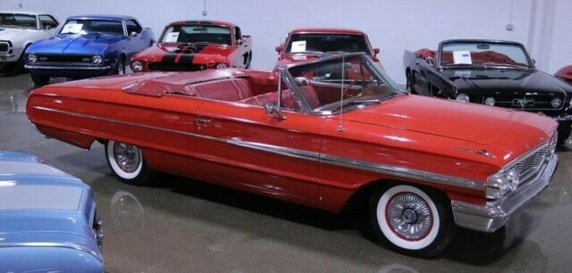 Ford Galaxie 1964 image number 31