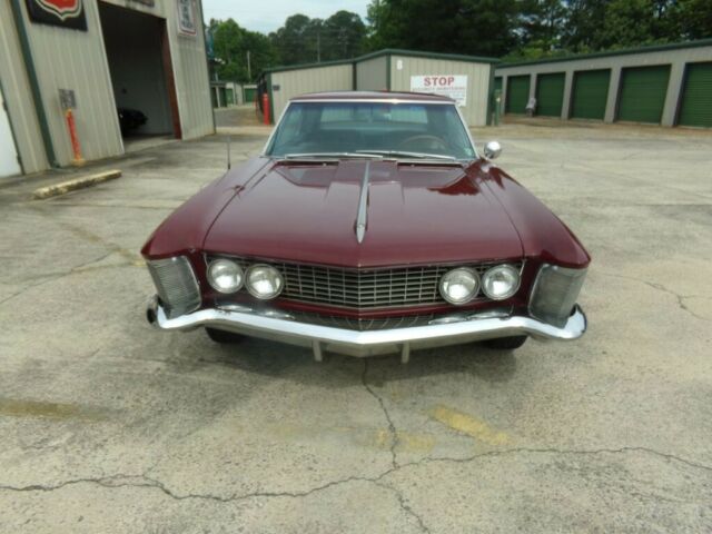 Buick Riviera 1963 image number 30