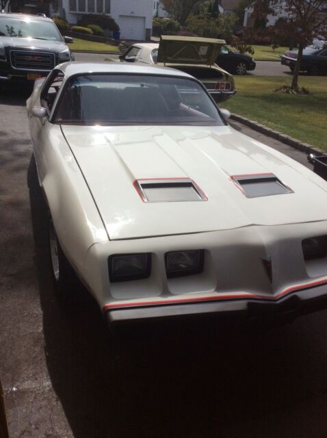 Pontiac Firebird Formula 1979 image number 1