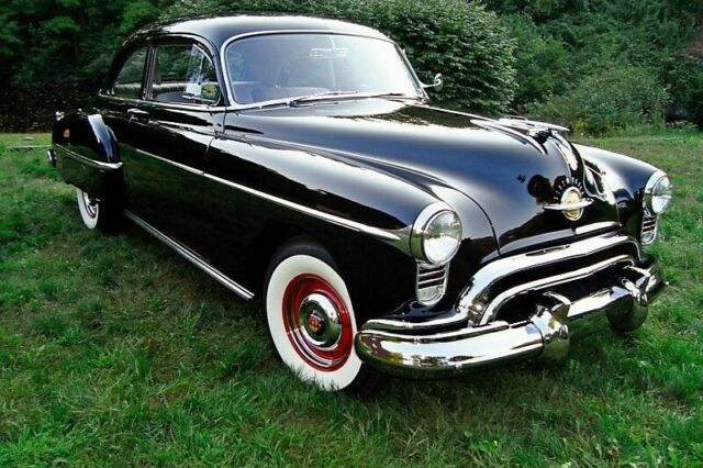 Oldsmobile Eighty-Eight 1951 image number 0