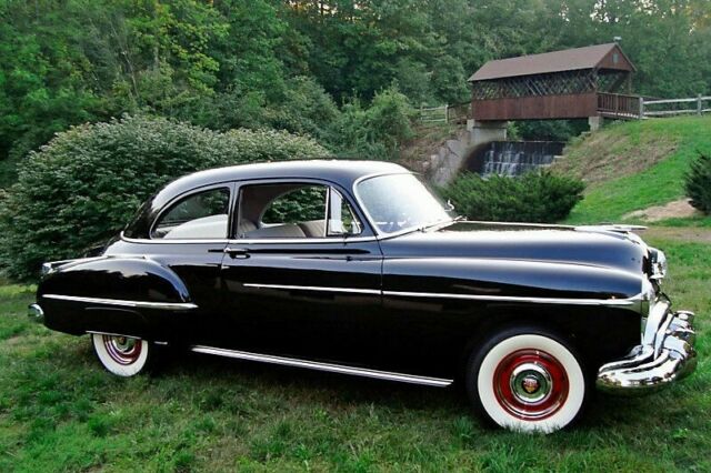 Oldsmobile Eighty-Eight 1951 image number 1