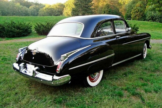 Oldsmobile Eighty-Eight 1951 image number 2