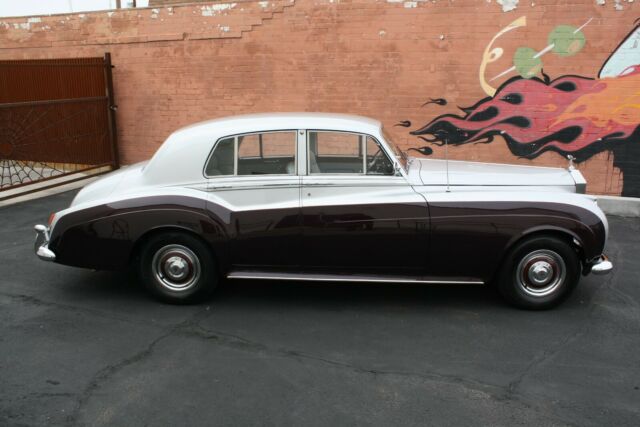 Rolls-Royce Silver Cloud 1960 image number 27