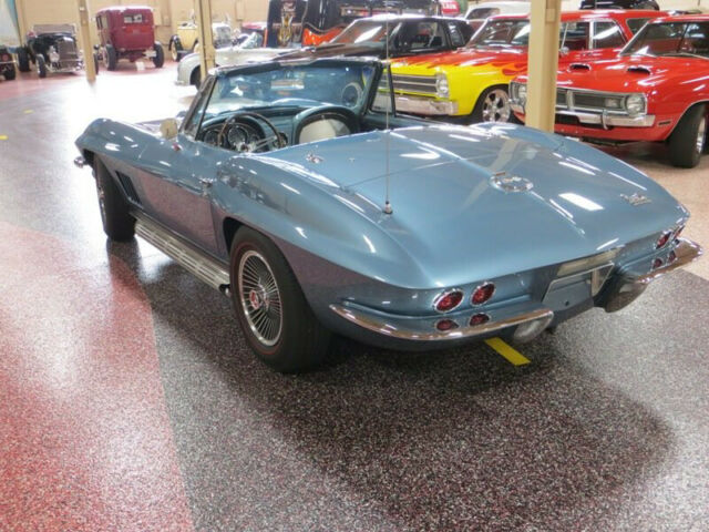 Chevrolet Corvette 1967 image number 28