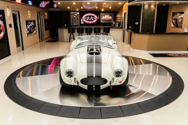 Shelby Cobra 1965 image number 30