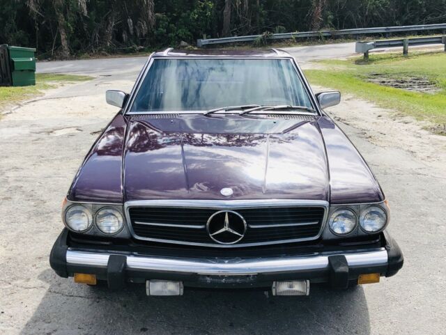 Mercedes-Benz SL-Class 1979 image number 24