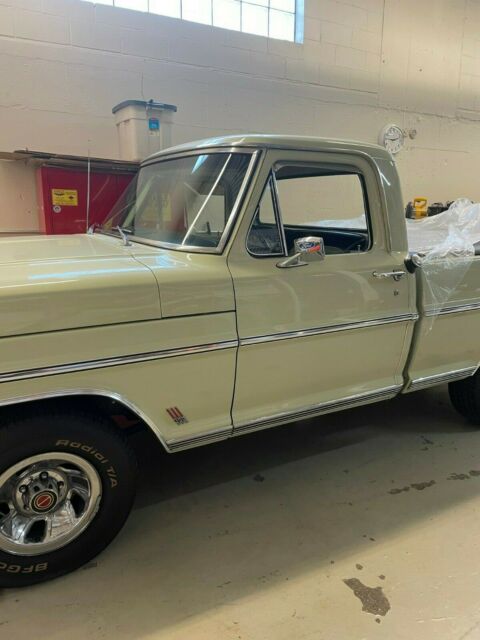 Ford F-100 1968 image number 1