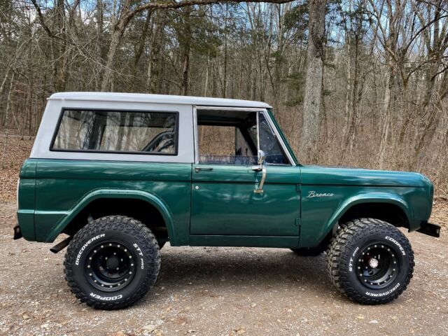 Ford Bronco 1975 image number 30