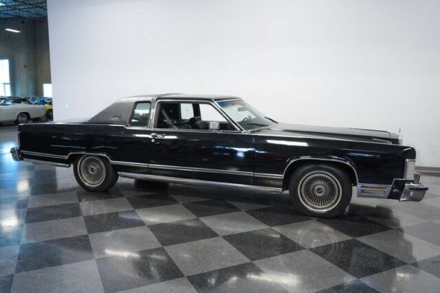 Lincoln Continental 1978 image number 16