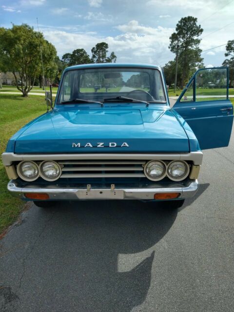 Mazda B-Series 1973 image number 18