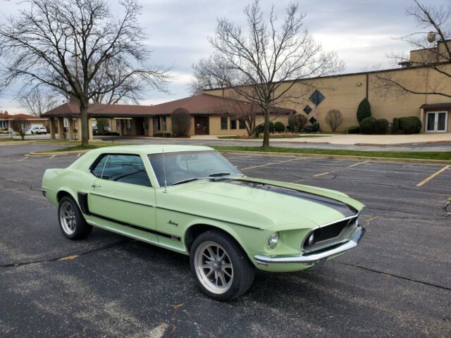 Ford Mustang 1969 image number 0