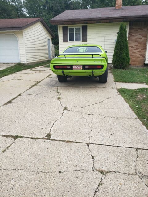 Dodge Charger 1972 image number 10