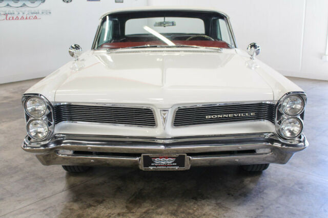 Pontiac Bonneville 1963 image number 2