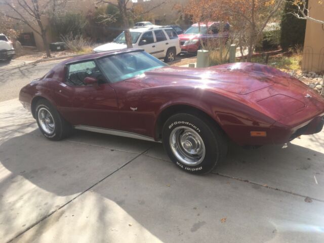 Chevrolet Corvette Stingray 1977 image number 17