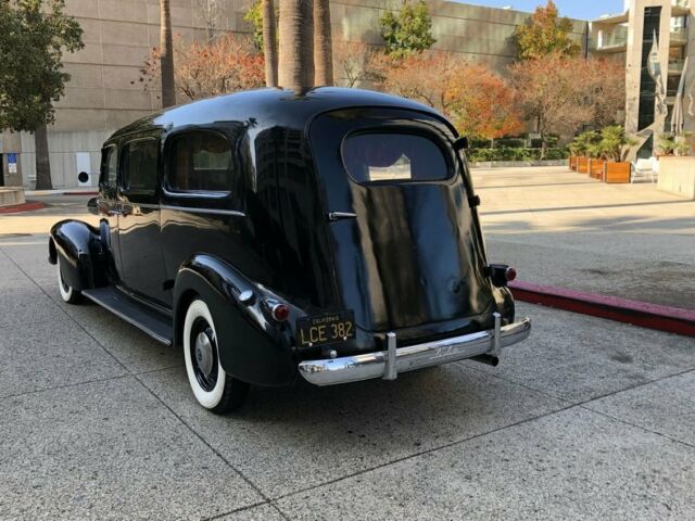 Cadillac Lasalle Hearse 1939 image number 30