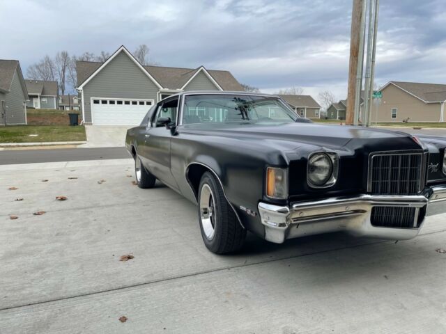 Pontiac Grand Prix 1972 image number 11