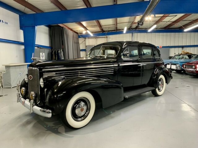 Cadillac Series 50 1938 image number 0